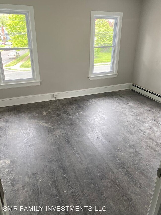 Foto del edificio - 3 br, 1 bath House - 1066 Pennington Road