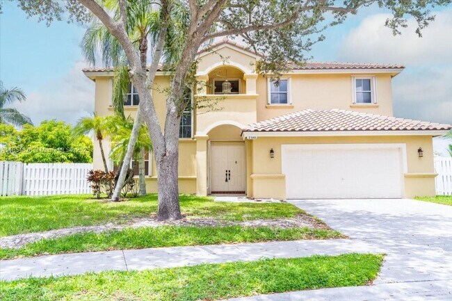 Building Photo - 2340 NW 186th Ave