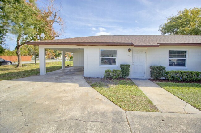 Foto del edificio - 114 E Wallace Street