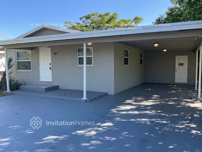 Building Photo - 202 NW 3rd St