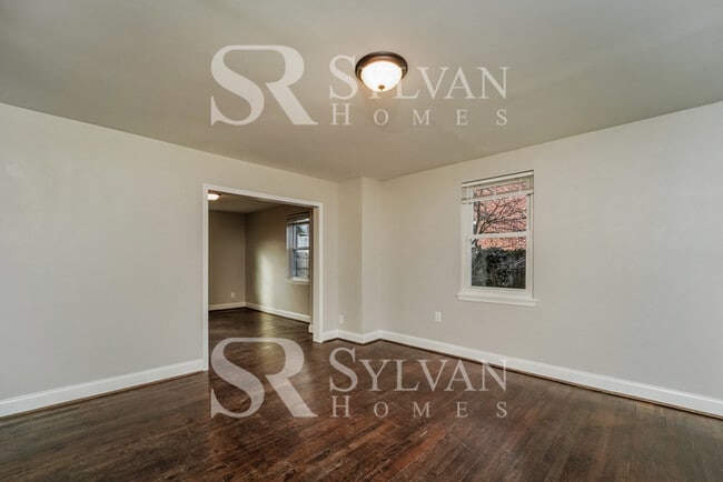 Building Photo - 8504 Willow Oak Rd