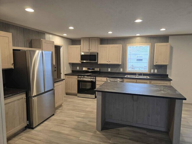 Foto del edificio - 415 NW Poplar Ave