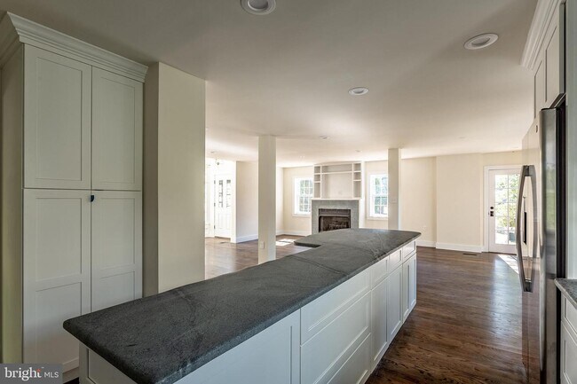 Foto del edificio - 5997 Carversville Rd