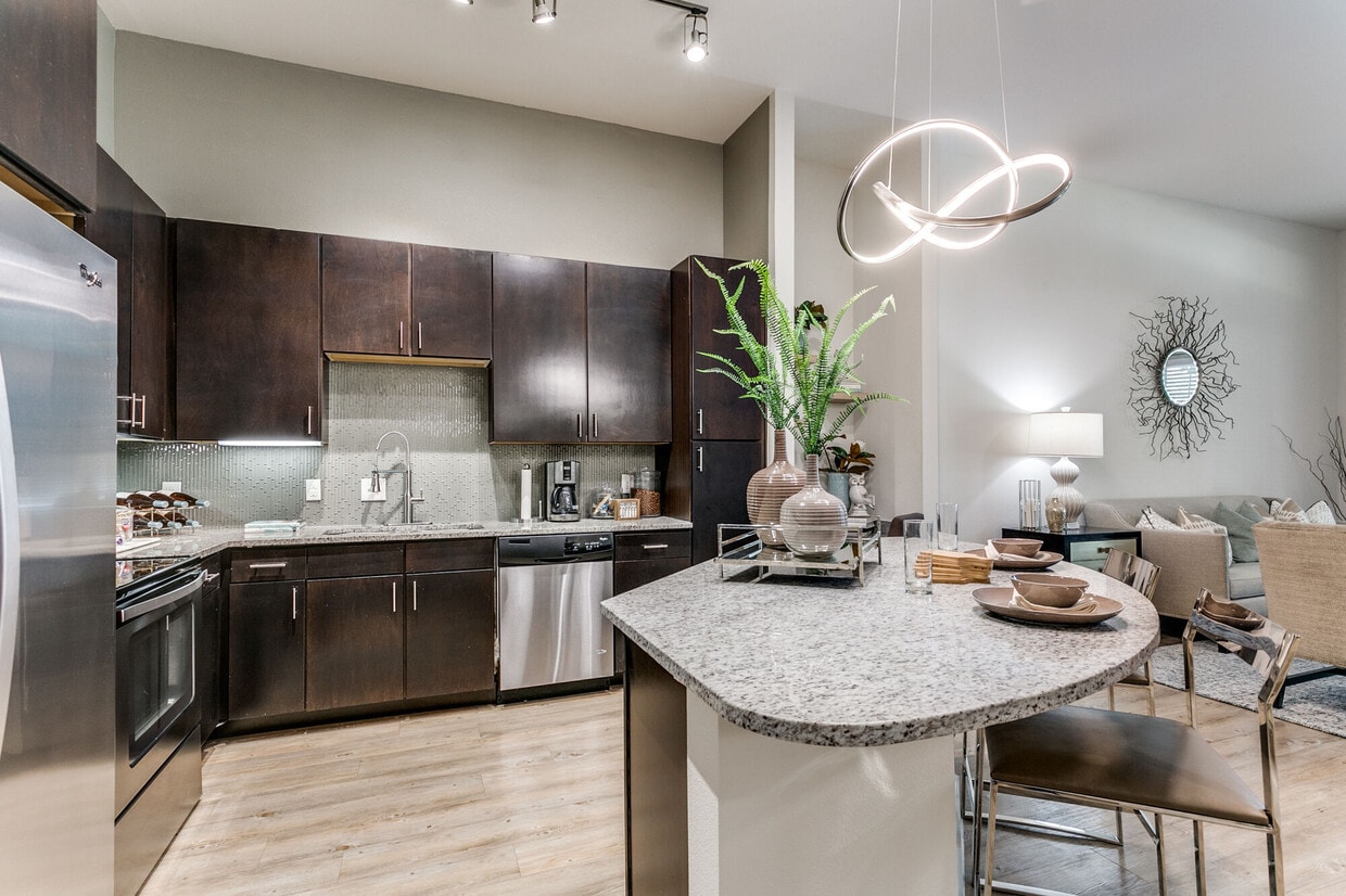 Residences at La Cantera Apartments in San Antonio, TX