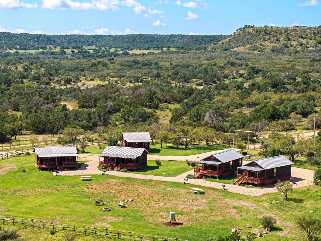 Foto principal - 307 Sagebiel Ranch Rd