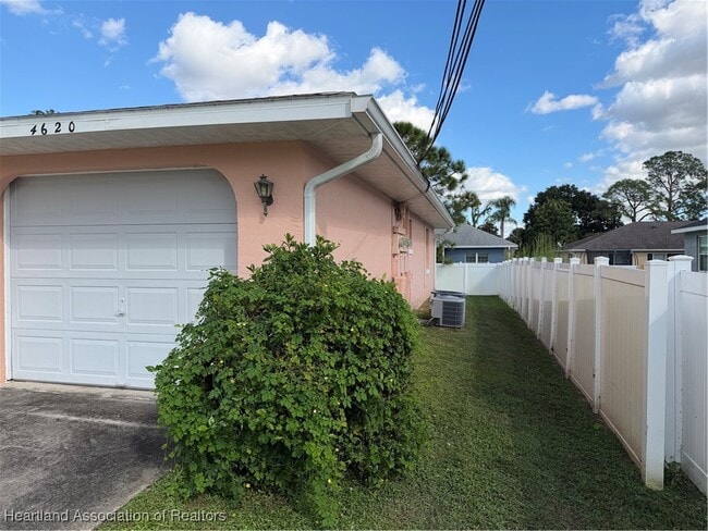 Building Photo - 4620 Lafayette Ave