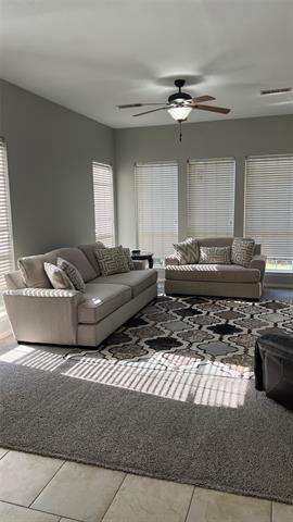 Foto principal - 4406 Shadow Oak Dr