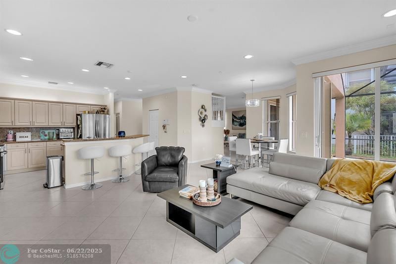 Foto principal - 16389 SW 31st St