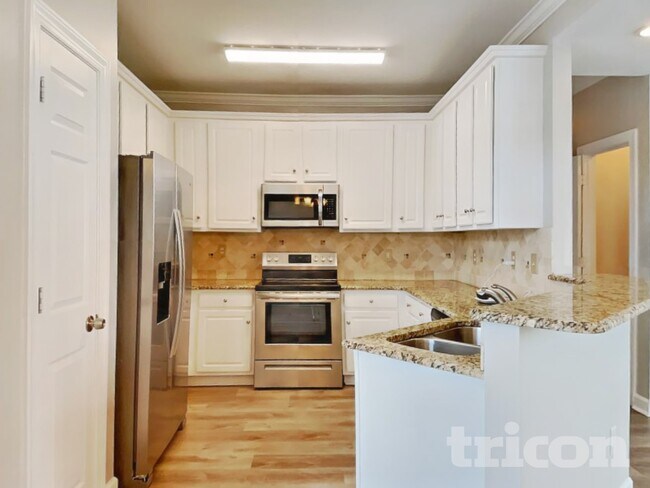 Foto del edificio - 79 Kerrylane Dr