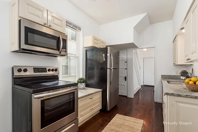 Building Photo - Perfect home in the heart of a great commu...