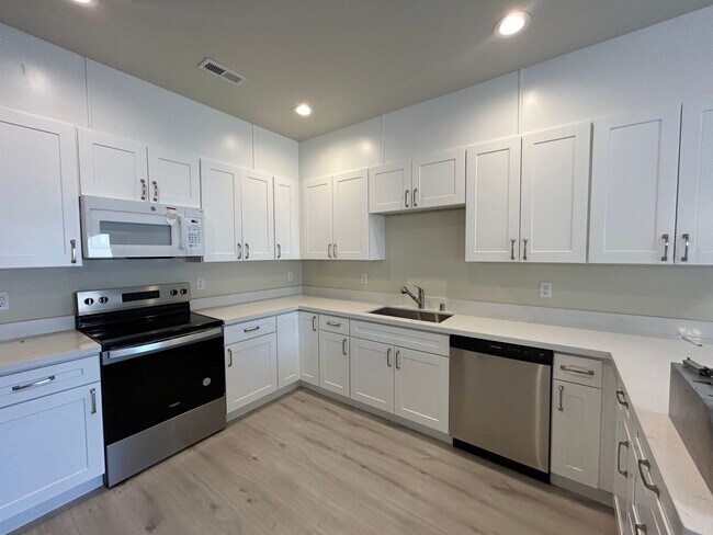 Foto del edificio - 5203/5205 208 th St E