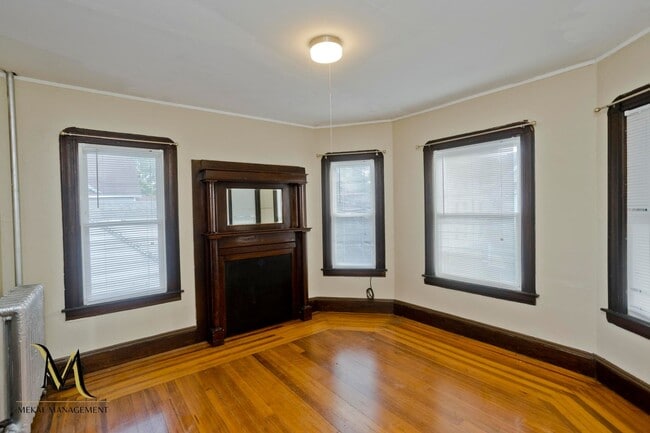 Building Photo - 43 Elmdale St