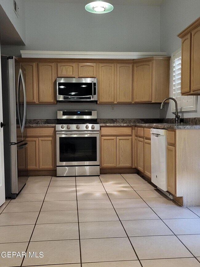 Building Photo - 5277 Jose Cardenas Ln