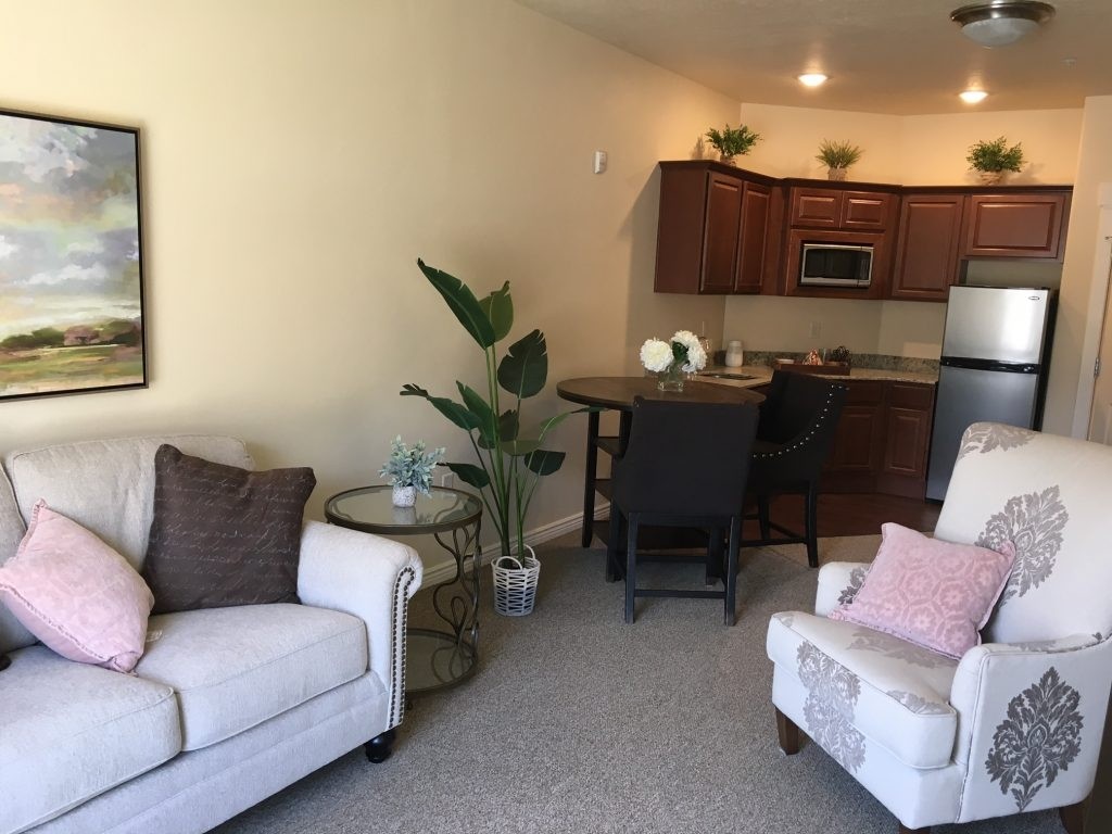 One-Bedroom Suite - Covington Senior Living