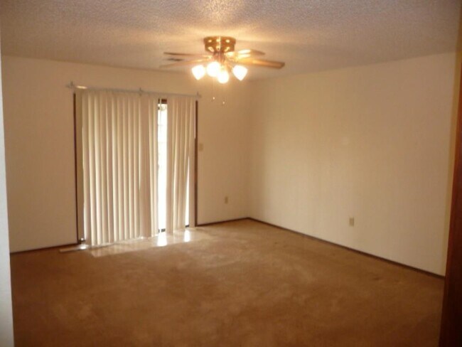 Foto del edificio - 6410 SW Glenhaven Ave
