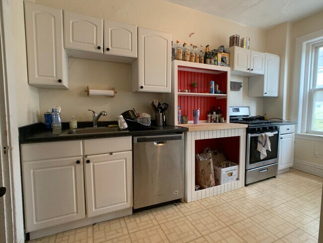Foto del edificio - 1515 Beacon St