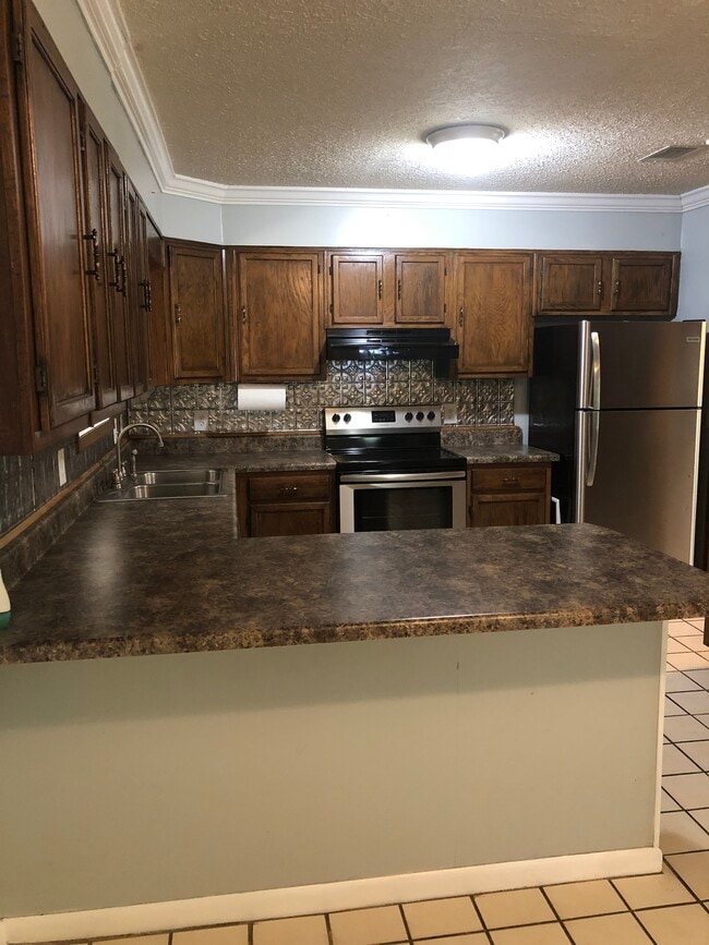 Building Photo - 40 Big Tom Rd