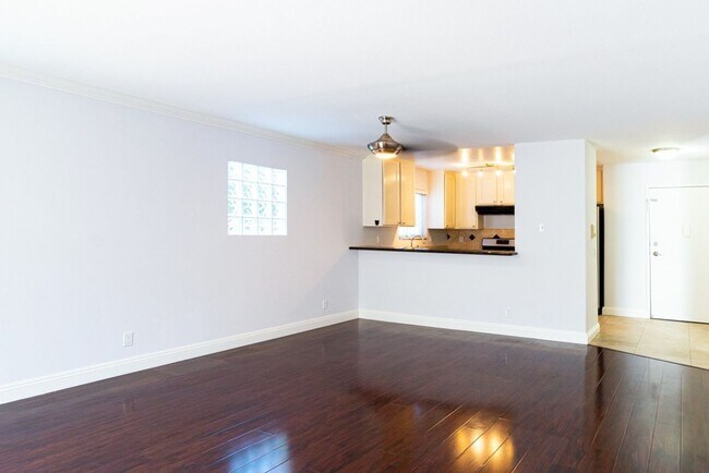Foto del edificio - 404 W 4th St