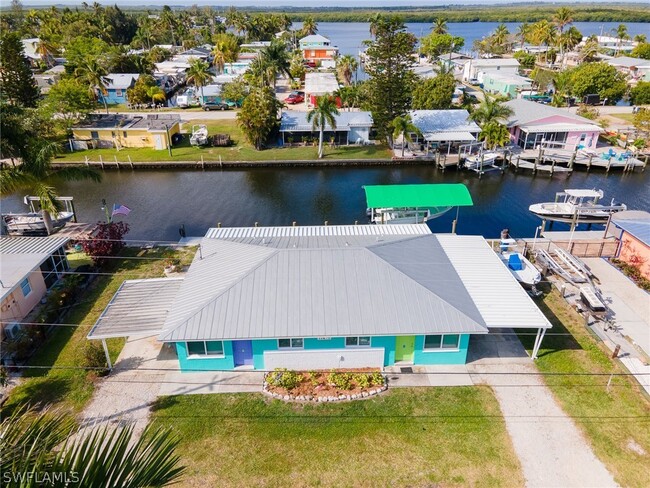 Building Photo - 11479 Island Ave