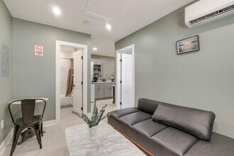 Building Photo - 500 Shelfar Pl