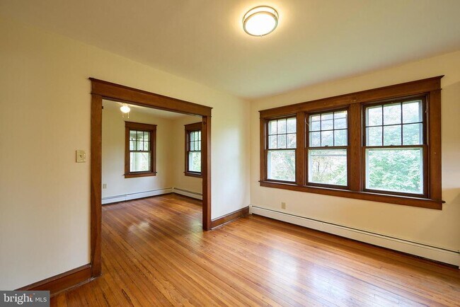 Foto del edificio - 53 W Knowlton Rd