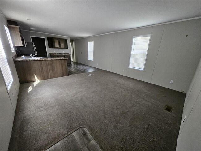 Foto del edificio - 260 Bay Port Cir