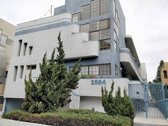 Building Photo - 2584 S Centinela Ave