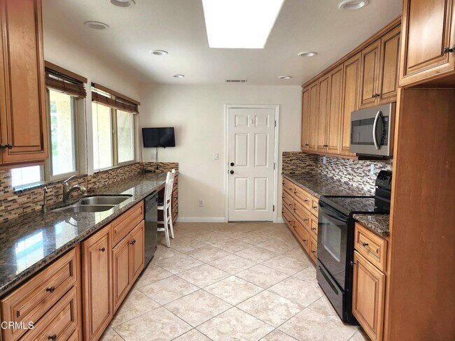 Building Photo - 6302 Village 6