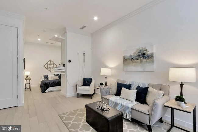 Foto del edificio - 3527 14th St NW