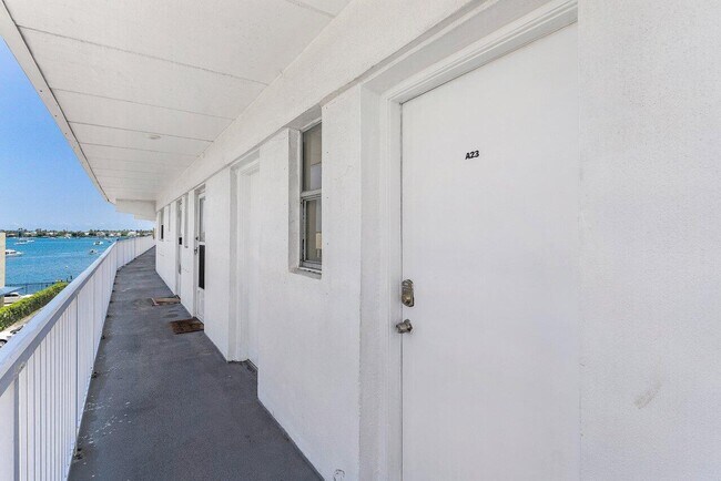 Foto del edificio - 4500 N Flagler Dr