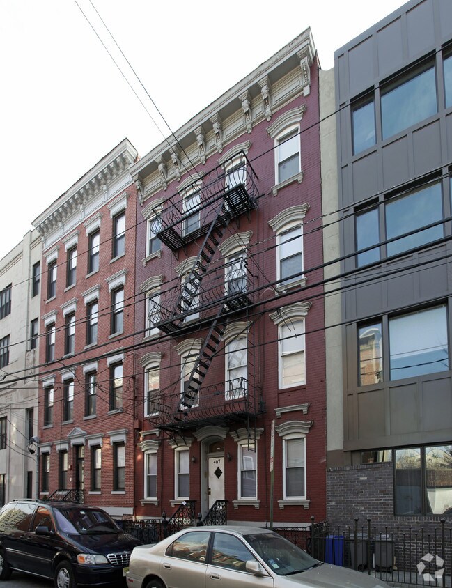 Foto principal - 407 4th St