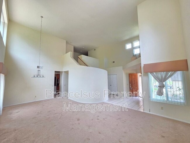 Building Photo - 639 Port Dunbar