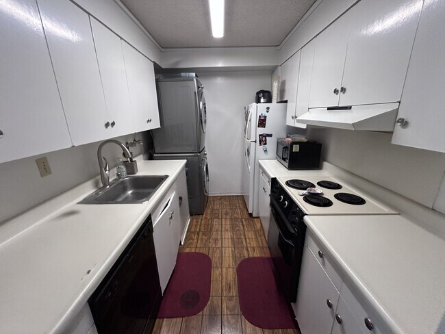 Foto del edificio - 2029 Nuuanu Ave