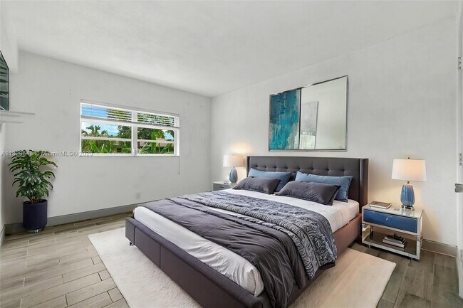Building Photo - 5800 Margate Blvd