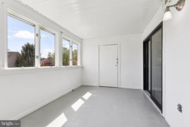 Foto del edificio - 106 Harvest Ln