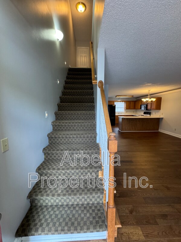 Foto del edificio - 1733 Blakewood Ct