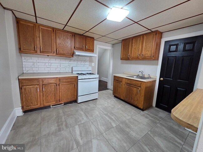 Foto del edificio - 306 Concord Ave