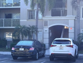 Building Photo - 5025 Wiles Rd