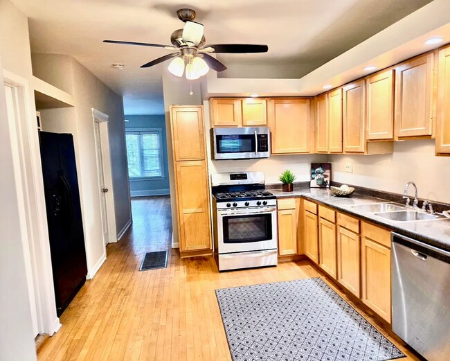 Foto del edificio - 2009 N Bingham St