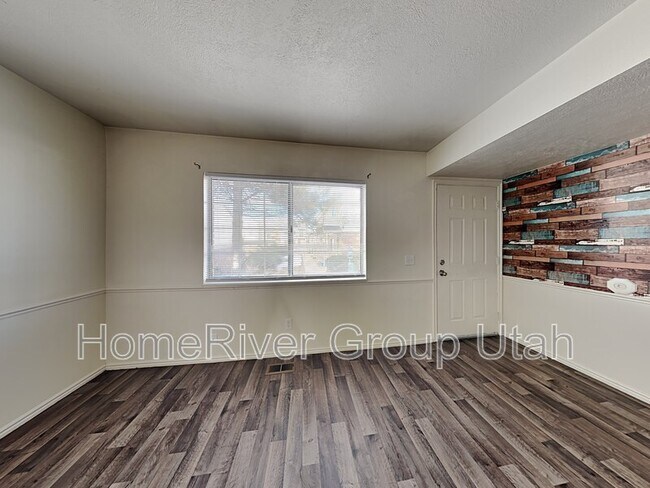 Foto del edificio - 4247 S Hwy 89