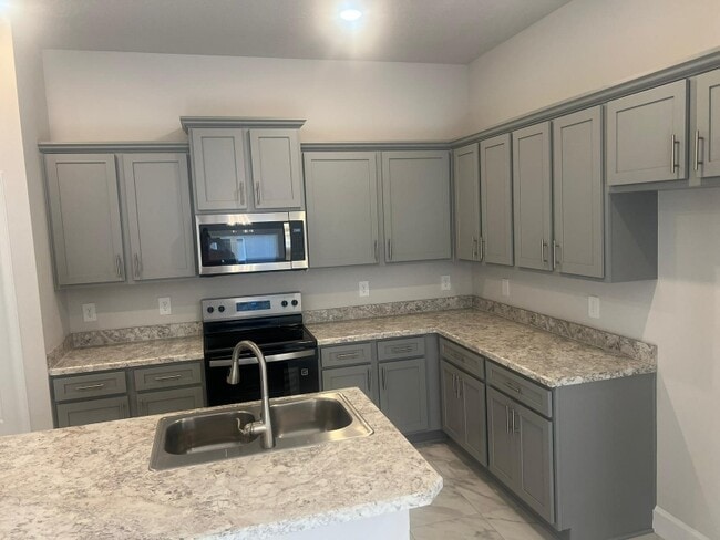 Building Photo - 5251 San Benedetto Pl