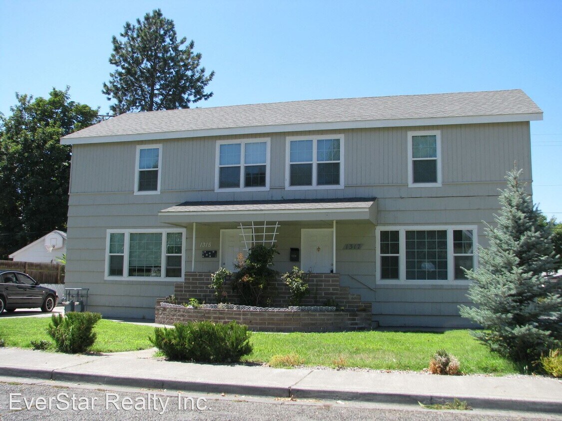 13171317 Perkins Ave, Richland, WA 99354 Room for Rent in Richland