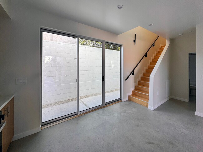 Foto del edificio - 1210 1/2 Manzanita St