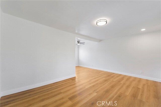 Foto del edificio - 217 E Acacia St