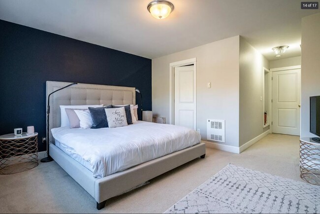 Foto del edificio - 6980 23rd Ave SW
