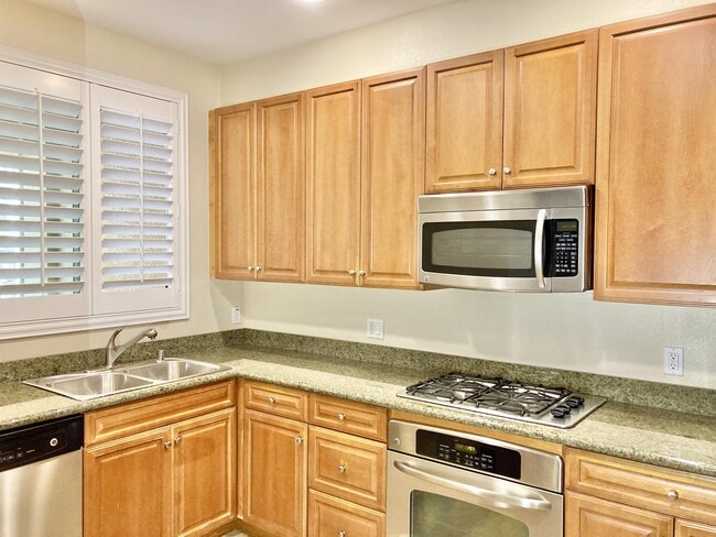 Building Photo - 30505 Canyon Hills Rd