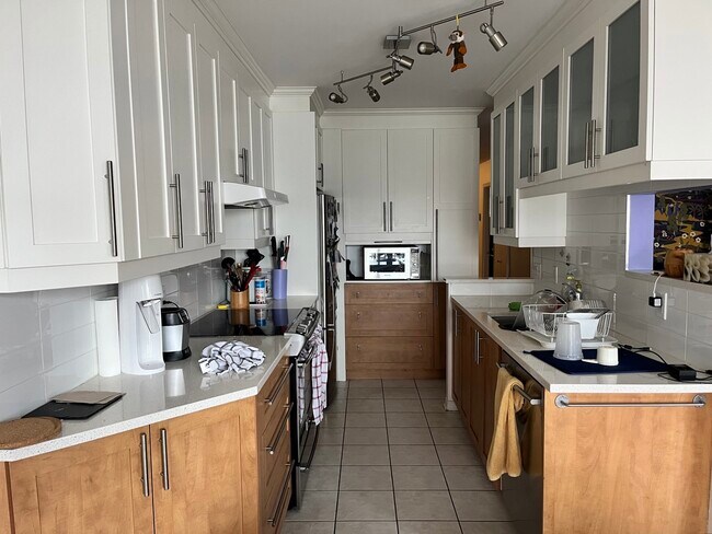 Photo du bâtiment - 8486 Rue Saint-Dominique