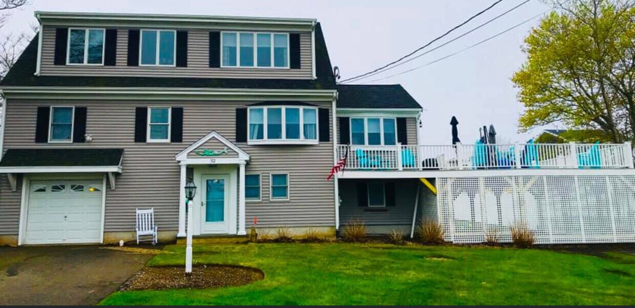 Primary Photo - 32 Tupper Ave