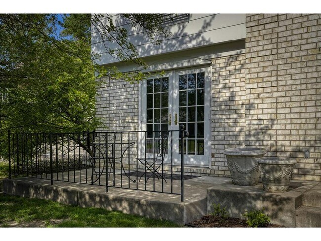 Foto del edificio - 5721 Londonderry Rd