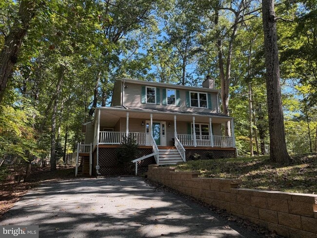 Foto del edificio - 184 Fargo Rd